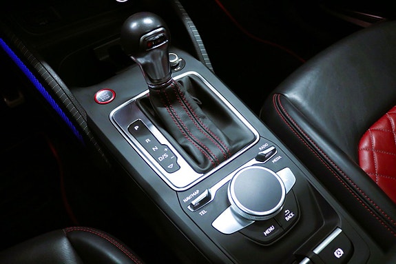 Audi SQ2 23 of 27