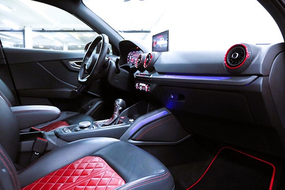 Audi SQ2 18 of 27