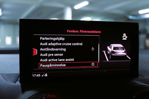 Audi SQ2 27 of 27