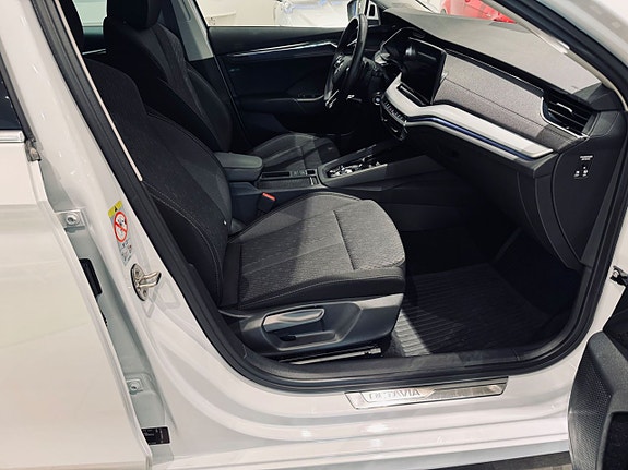 Skoda Octavia 10 of 14
