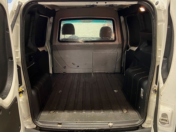 Peugeot Bipper 8 of 9