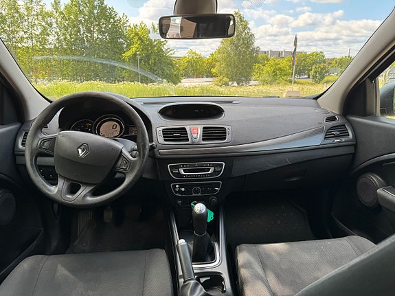 Renault Megane 6 of 6