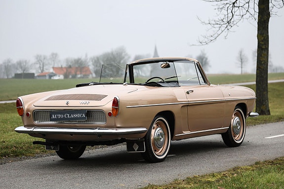 Renault Caravelle 11 of 24