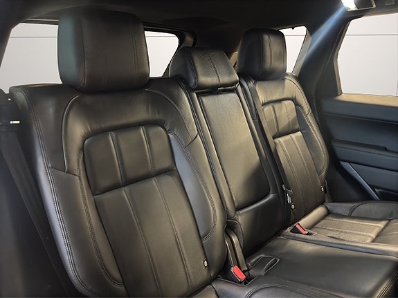 Land Rover Range Rover Sport 12 of 26