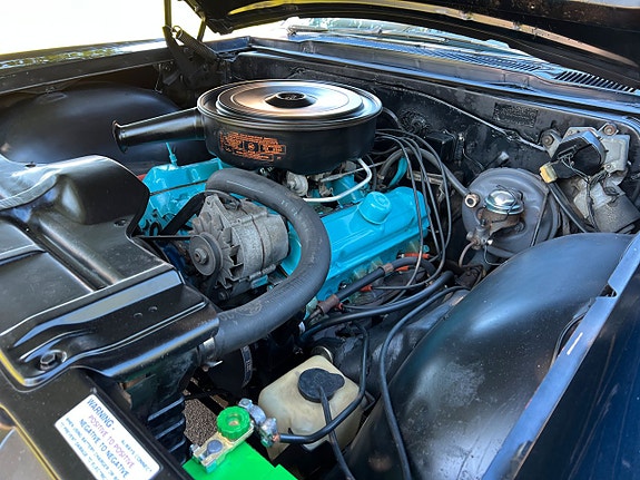 Pontiac Bonneville 22 of 23