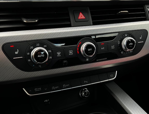 Audi A4 24 of 30