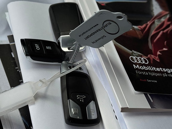 Audi A4 23 of 30