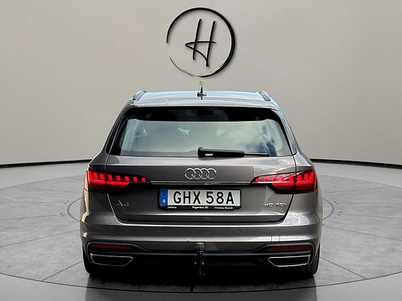 Audi A4 4 of 30