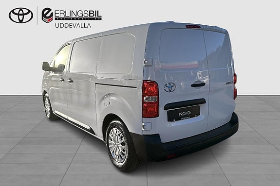 Toyota Proace 2 of 5