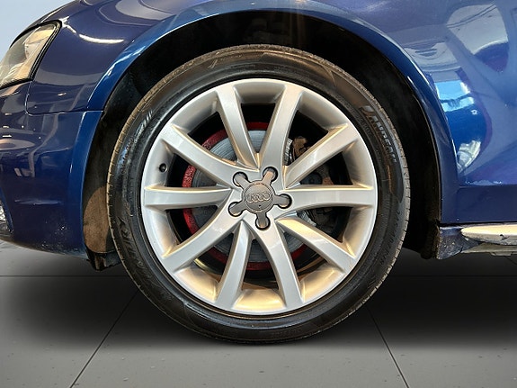 Audi A4 14 of 21
