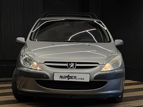 Peugeot 307 4 of 23