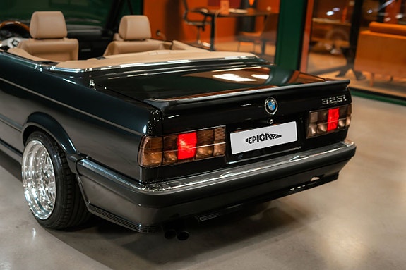 BMW 325i 5 of 5