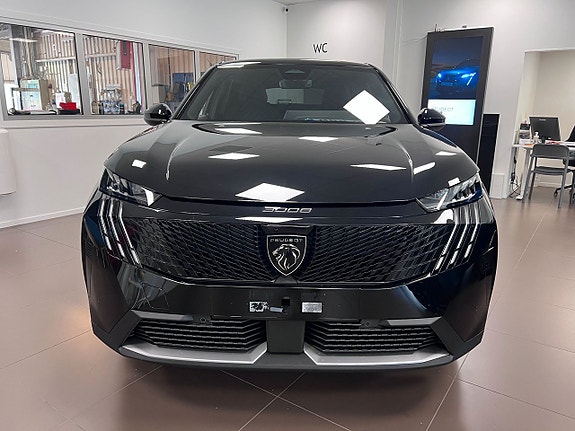 Peugeot 3008 4 of 5