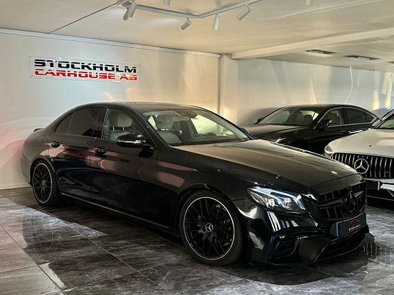 Mercedes-Benz E220 d 4 of 5