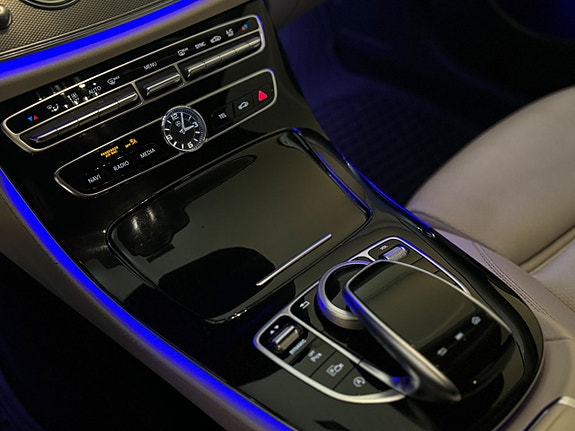 Mercedes-Benz E220 d 16 of 18