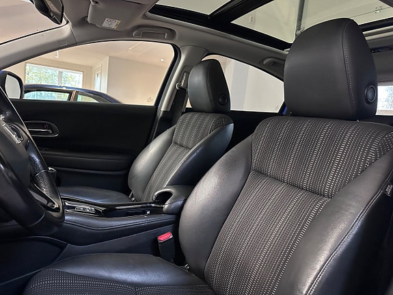 Honda HR-V 15 of 22