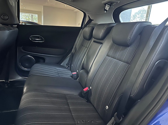 Honda HR-V 17 of 22