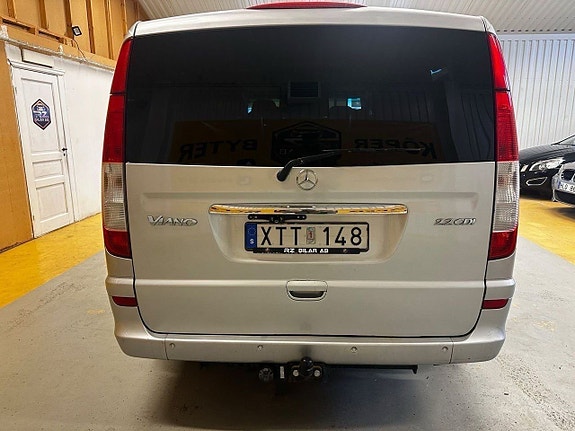 Mercedes-Benz Viano 6 of 19