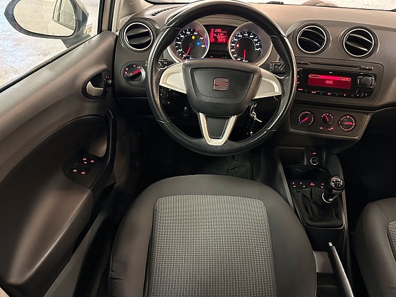 Seat Ibiza 16 of 18