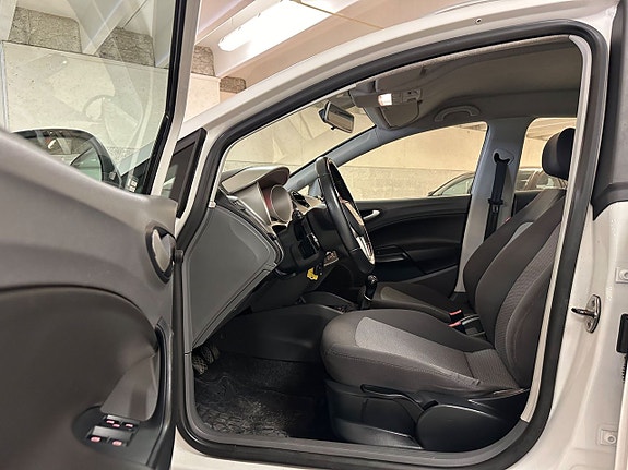 Seat Ibiza 7 of 18