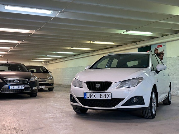 Seat Ibiza 2 of 18