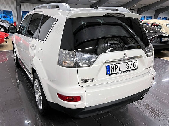 Mitsubishi Outlander 5 of 11