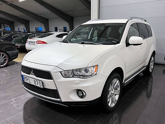 Mitsubishi Outlander 4 of 11