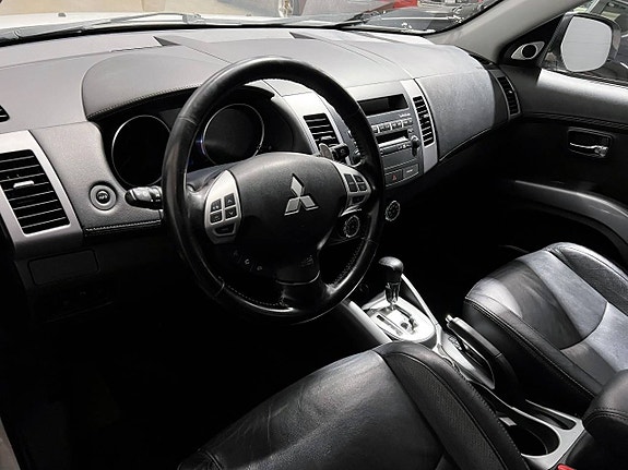 Mitsubishi Outlander 8 of 11
