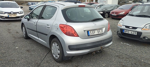 Peugeot 207 9 of 24