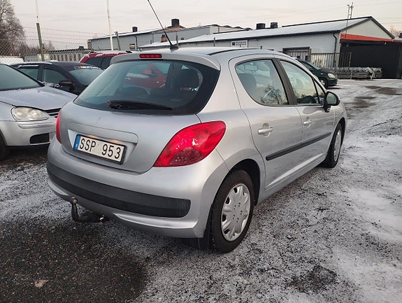 Peugeot 207 17 of 24