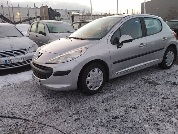 Peugeot 207 10 of 24