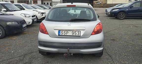 Peugeot 207 8 of 24