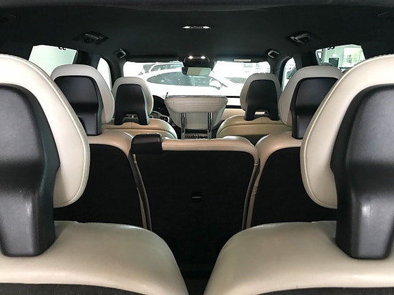 Volvo XC90 4 of 5