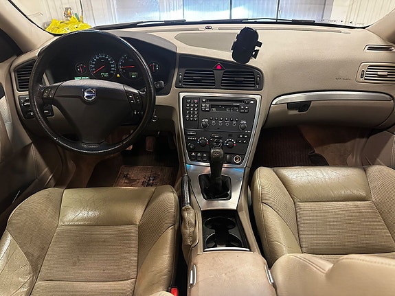 Volvo S60 17 of 21