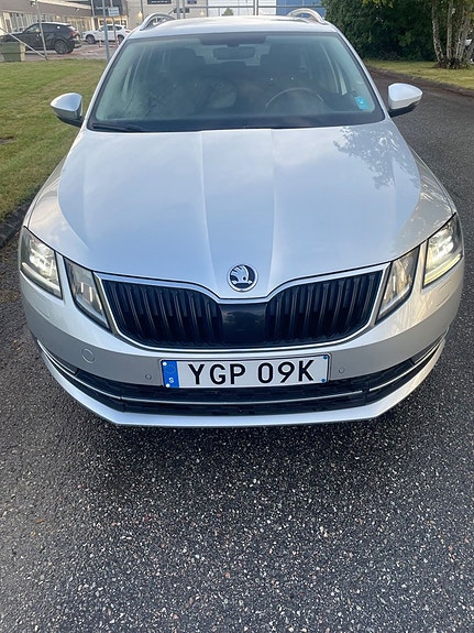 Skoda Octavia 8 of 20