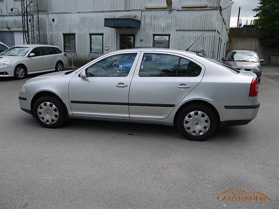 Skoda Octavia 8 of 17