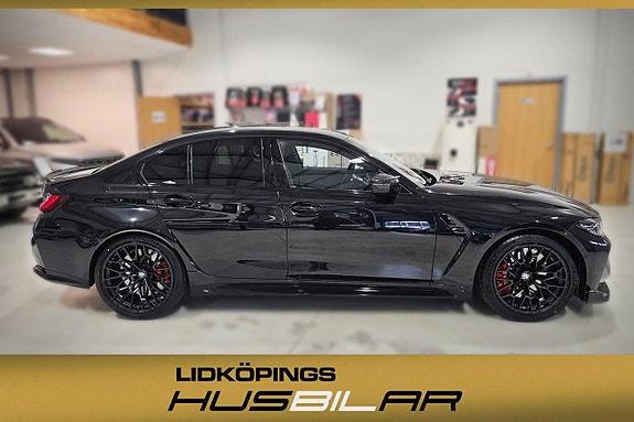 BMW M3 3 of 5