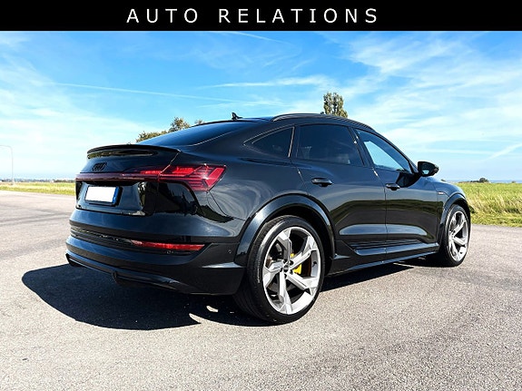 Audi e-tron S 5 of 9