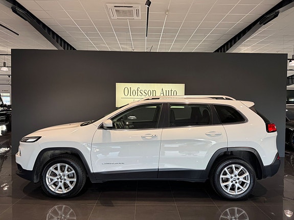 Jeep Cherokee 2 of 10
