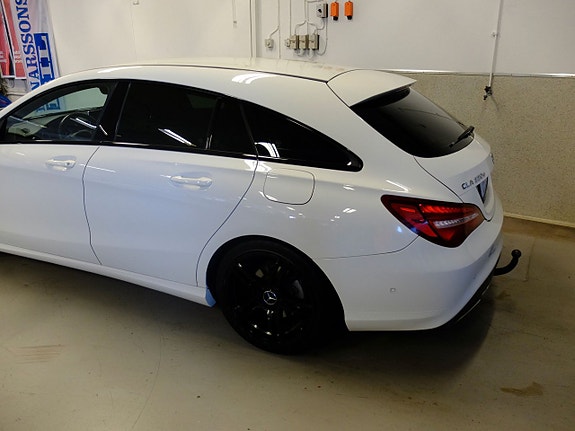 Mercedes-Benz CLA220 d 7 of 9