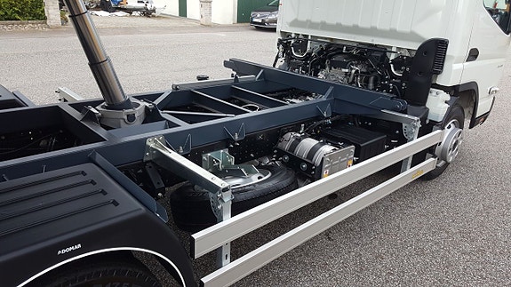 Mitsubishi Fuso 23 of 25