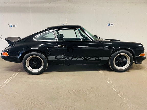 Porsche 911 6 of 12