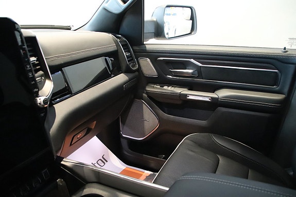Dodge RAM 1500 15 of 21