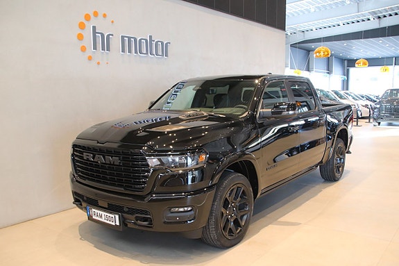 Dodge RAM 1500 2 of 5