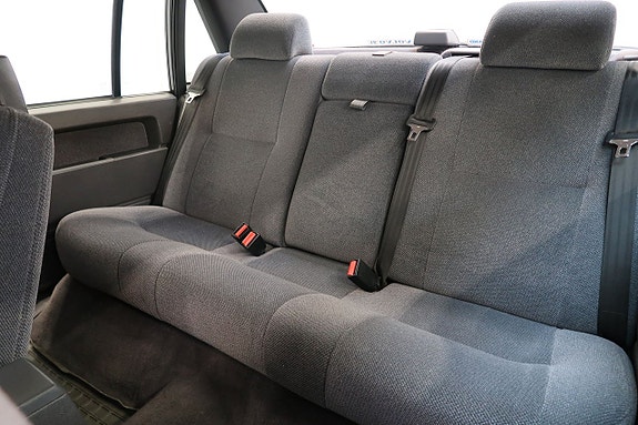 Volvo 940 6 of 21