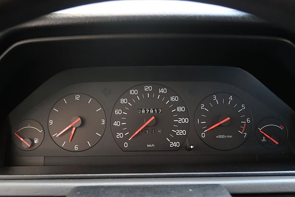 Volvo 940 15 of 21