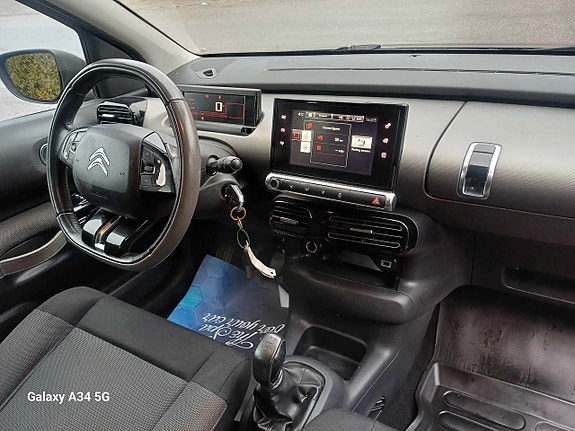 Citroen C4 Cactus 5 of 16