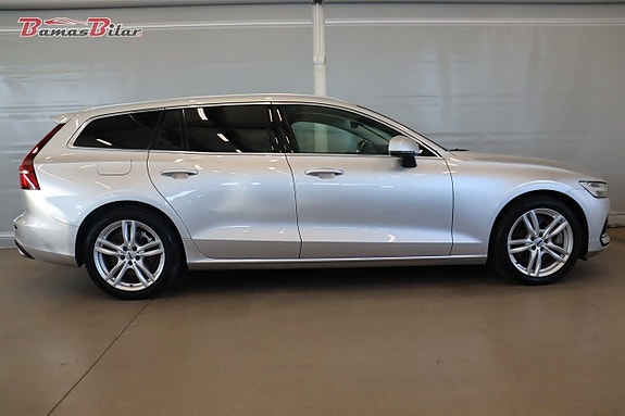 Volvo V60 5 of 26