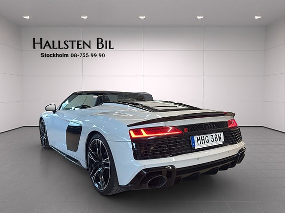Audi R8 7 of 24