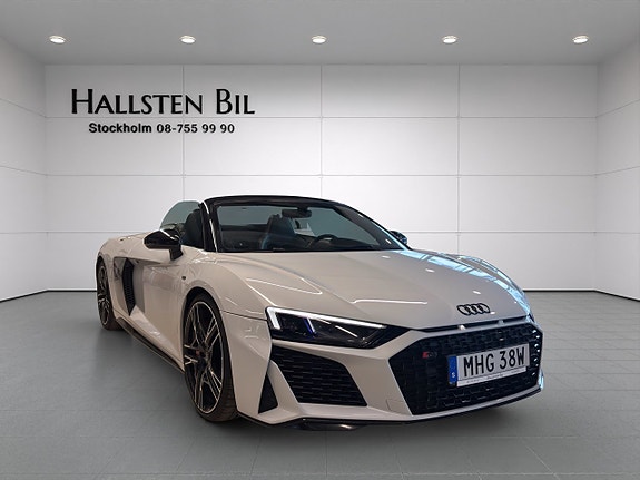 Audi R8 4 of 5